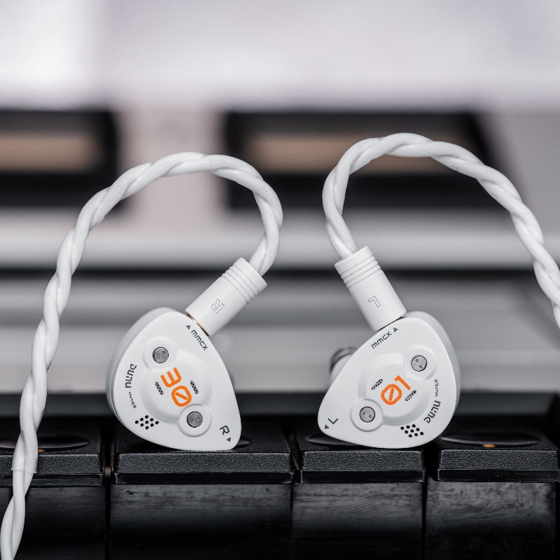 DUNU DK3001BD | 9-Driver Tribrid IEM